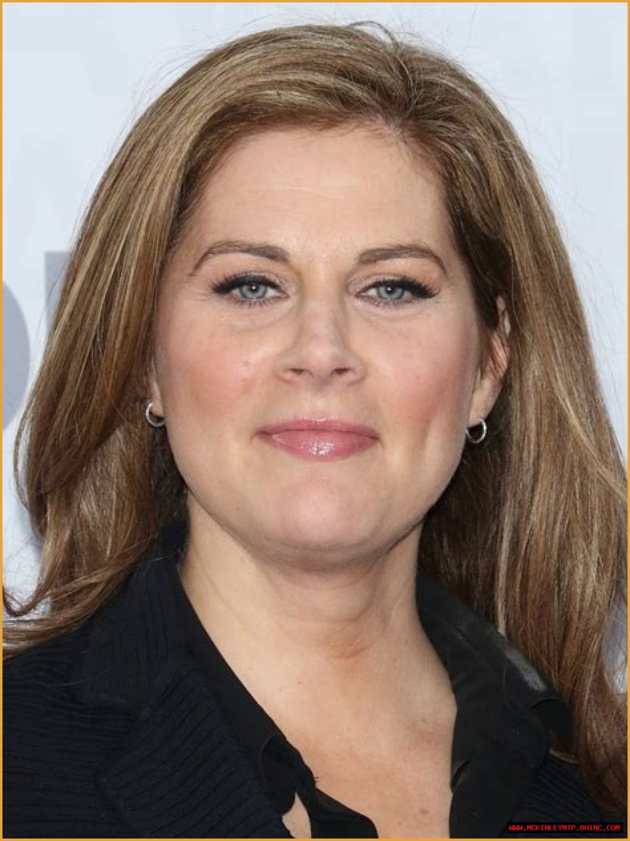 Erin Burnett: A Comprehensive Look At The Acclaimed Journalist And News Anchor